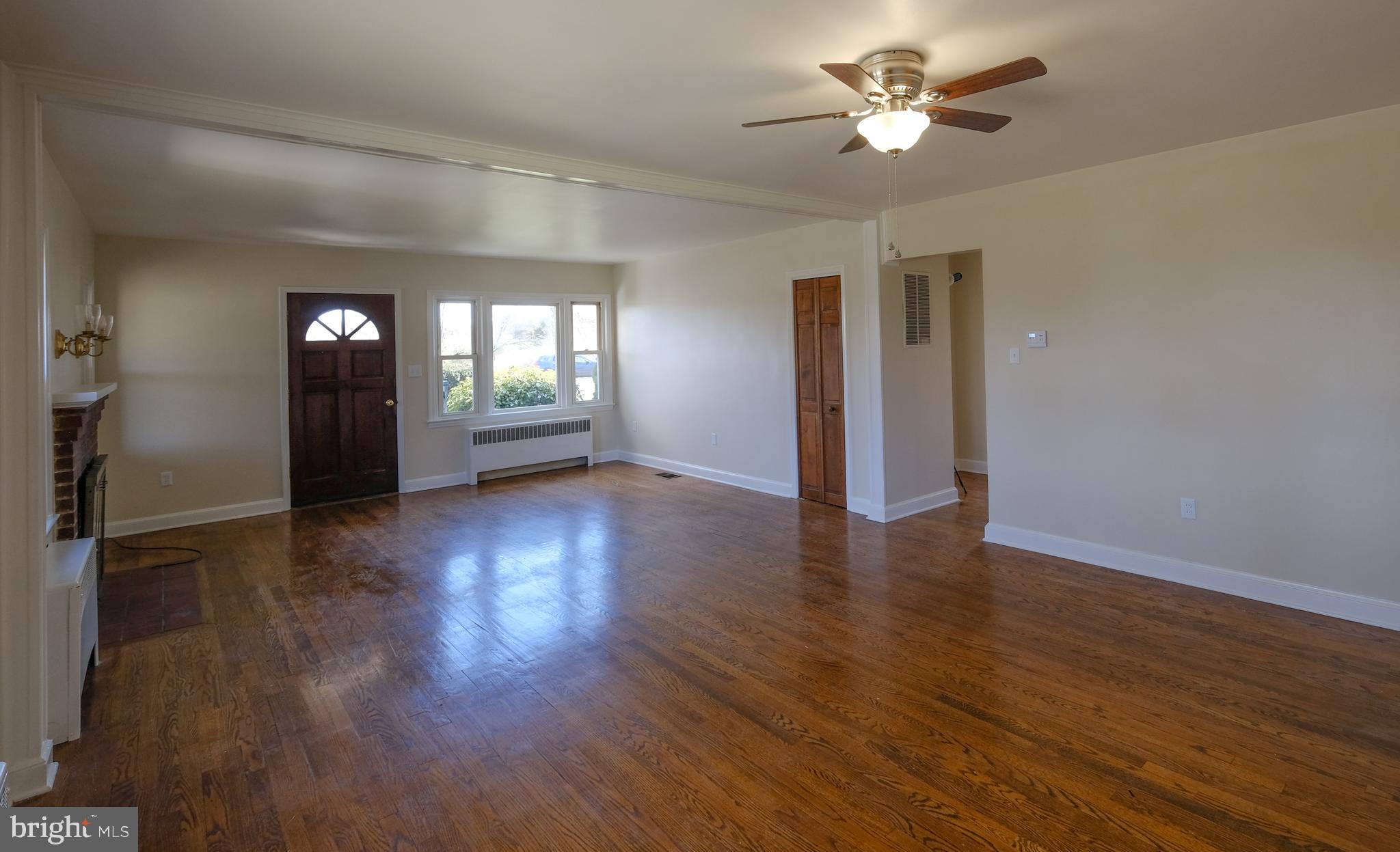 2598 Guard Hill Road Front Royal, VA 22630 - Photo 40 of 66 Living/Dining Room