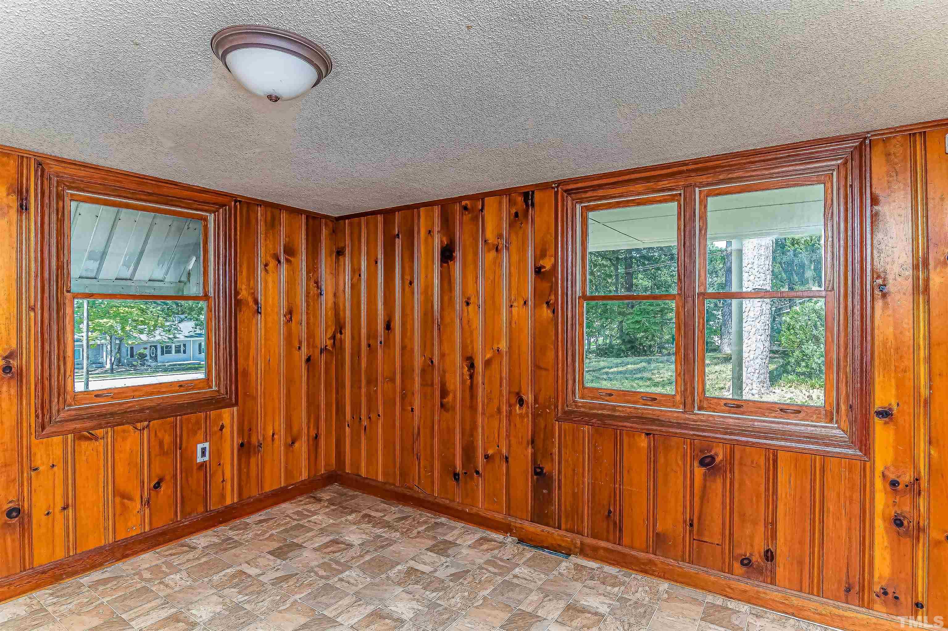 557 Rose Lane Raleigh, NC 27610 - Photo 8 of 23 Gallery Image 8