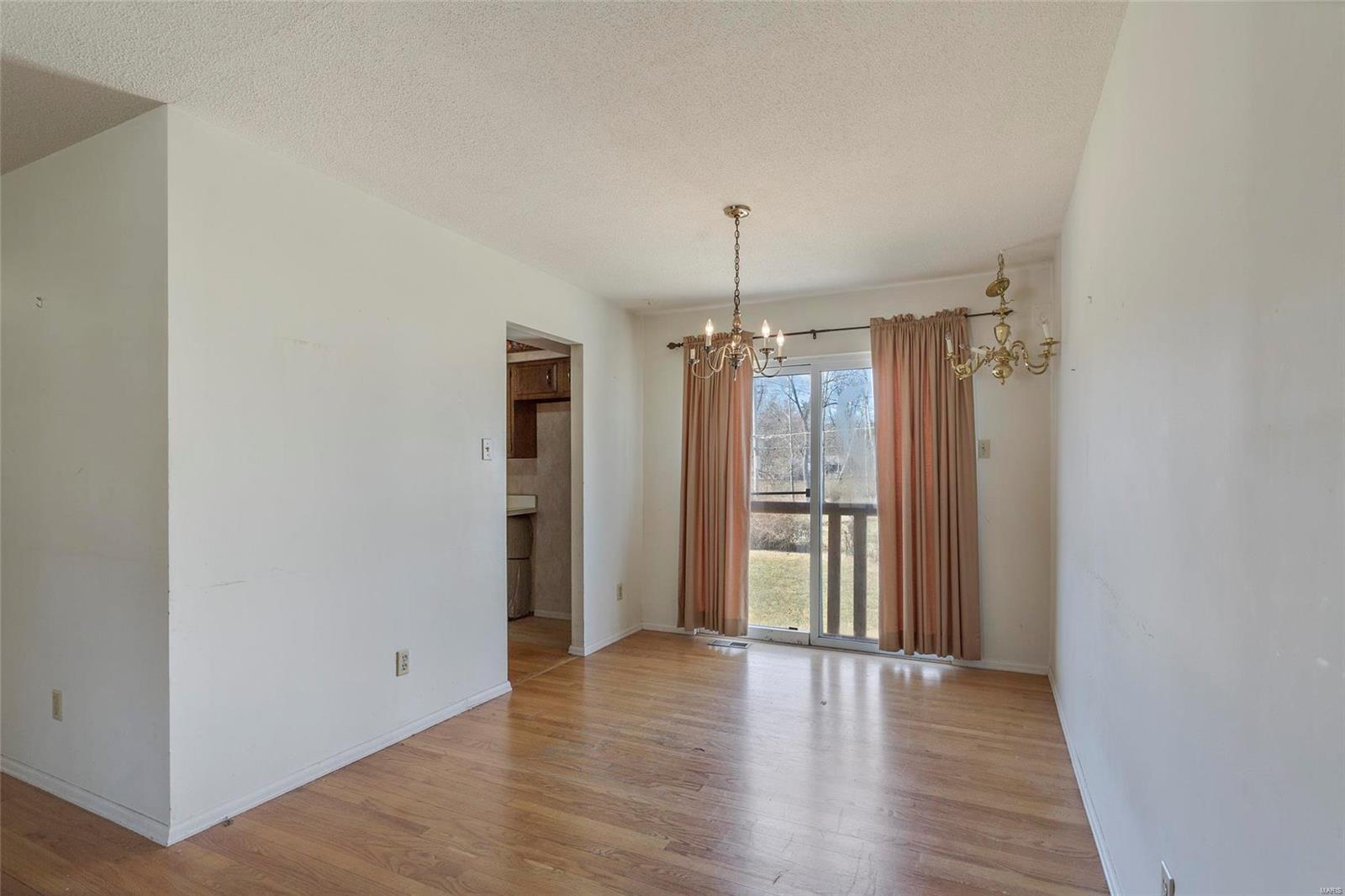 310 Ries Court Ballwin, MO 63021 - Photo 19 of 25
