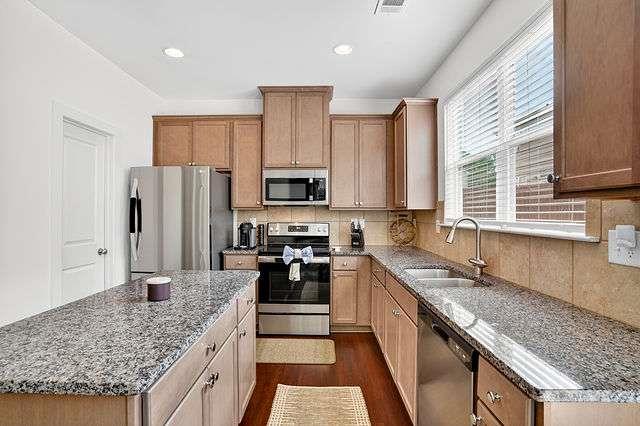 7795 Baron Road Fairburn, GA 30213 - Photo 13 of 40
