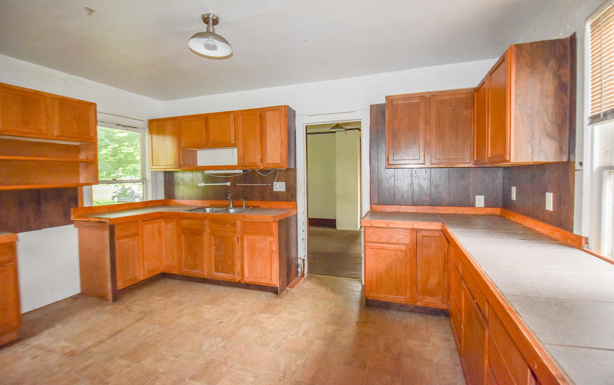 1085 East Chicago Road, Unit A Quincy, MI 49082 - Photo 4 of 31 DSC_0218