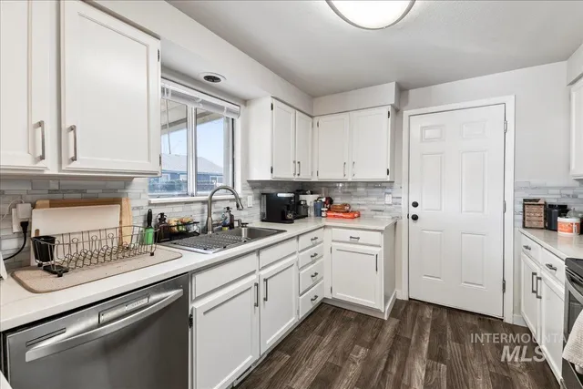 $315,000 | 1145 South 5th W Street, Mountain Home, ID 83647