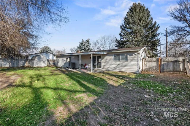 $315,000 | 1145 South 5th W Street, Mountain Home, ID 83647