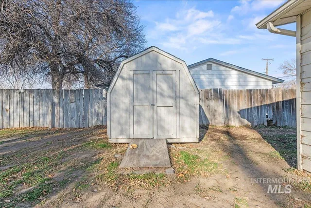 $315,000 | 1145 South 5th W Street, Mountain Home, ID 83647