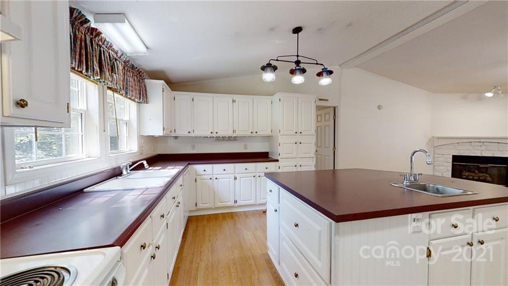 3273 Loop Road Lincolnton, NC 28092 - Photo 8 of 22 Gallery Image 8