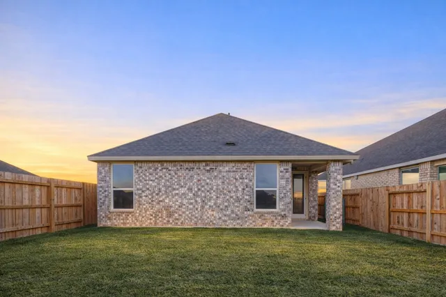 $2,300 | 5819 Majestic Sky Drive, Katy, TX 77493