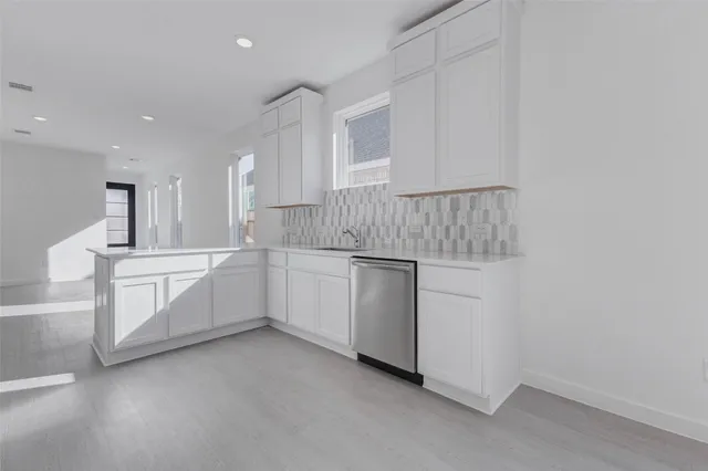 $2,300 | 5819 Majestic Sky Drive, Katy, TX 77493