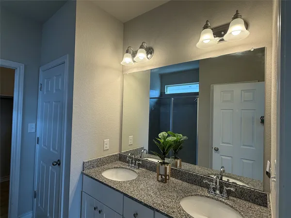 $1,995 | 5989 Malta Circle, Round Rock, TX 78665