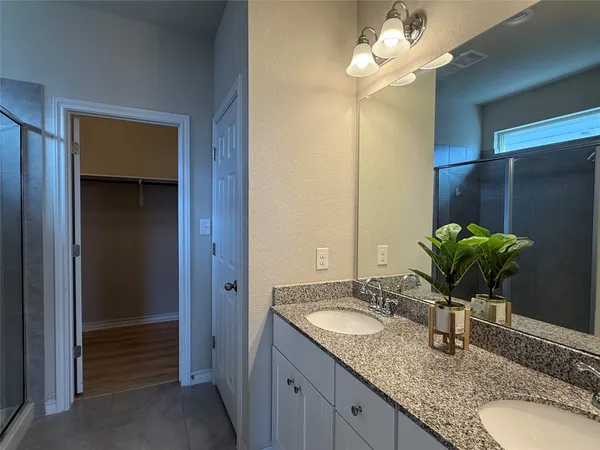 $1,995 | 5989 Malta Circle, Round Rock, TX 78665