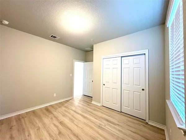 $1,995 | 5989 Malta Circle, Round Rock, TX 78665