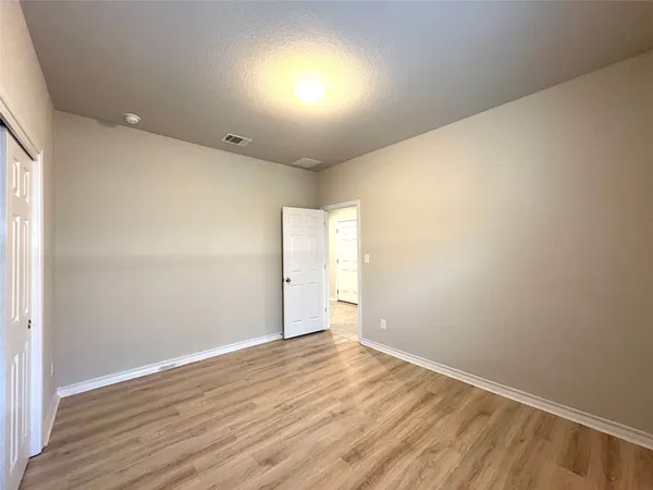 $1,995 | 5989 Malta Circle, Round Rock, TX 78665