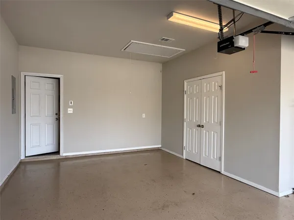 $1,995 | 5989 Malta Circle, Round Rock, TX 78665