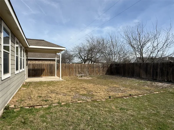 $1,995 | 5989 Malta Circle, Round Rock, TX 78665