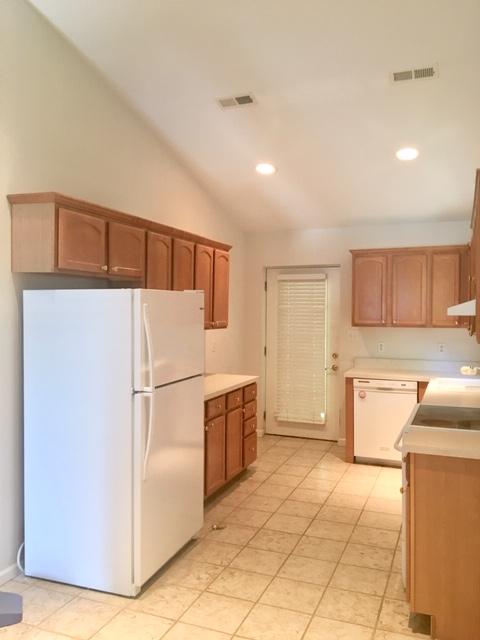 80 Pear Tree Lane Loudon, TN 37774 - Photo 4 of 13 IMG_3818