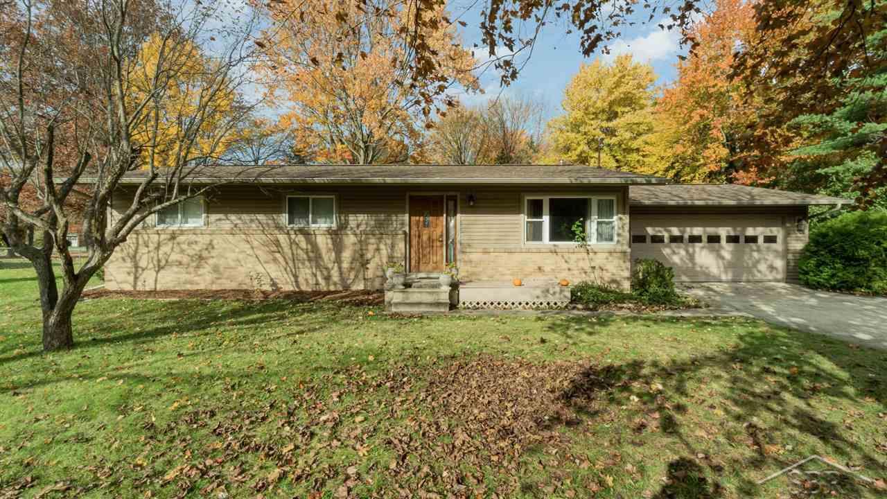 2339 East Ashby Road Midland, MI 48640 - Photo 4 of 25 50060186-3.JPG