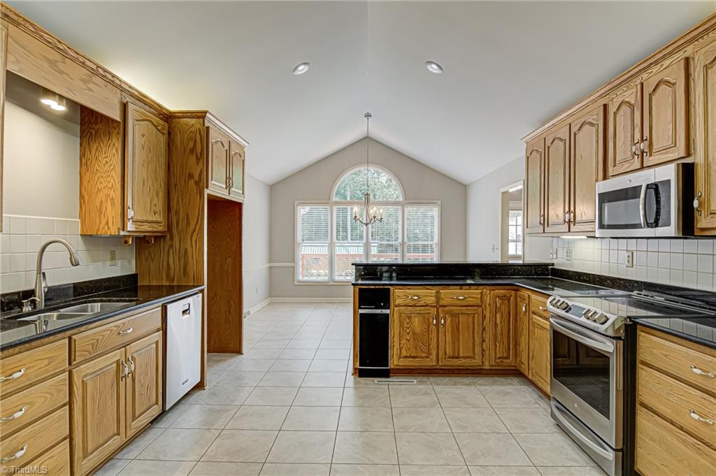 577 Ridgeway Lane Lexington, NC 27295 - Photo 12 of 48 Gallery Image 12