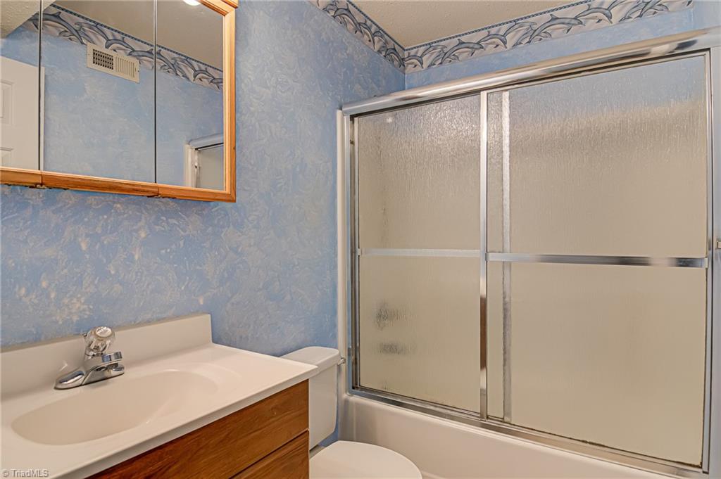 577 Ridgeway Lane Lexington, NC 27295 - Photo 31 of 48 Gallery Image 31