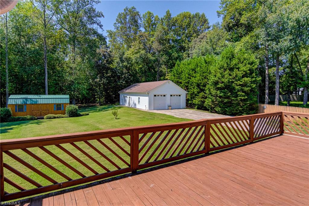 577 Ridgeway Lane Lexington, NC 27295 - Photo 6 of 48 Gallery Image 6