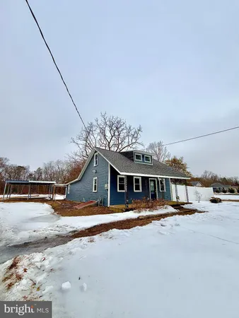 an outdoor view of a house