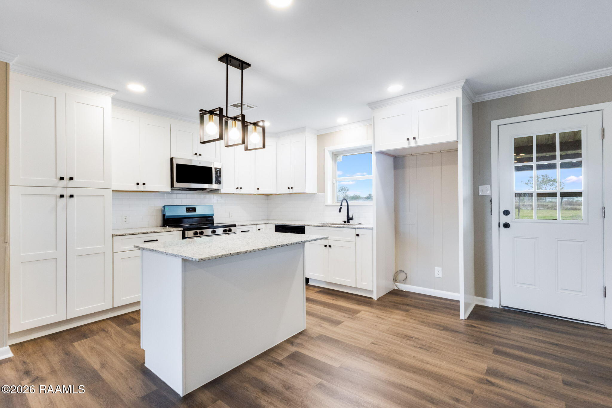 1609 Edwin Drive Rayne, LA 70578 - Photo 6 of 19 18-web-or-mls-1609 Edwin Dr-3