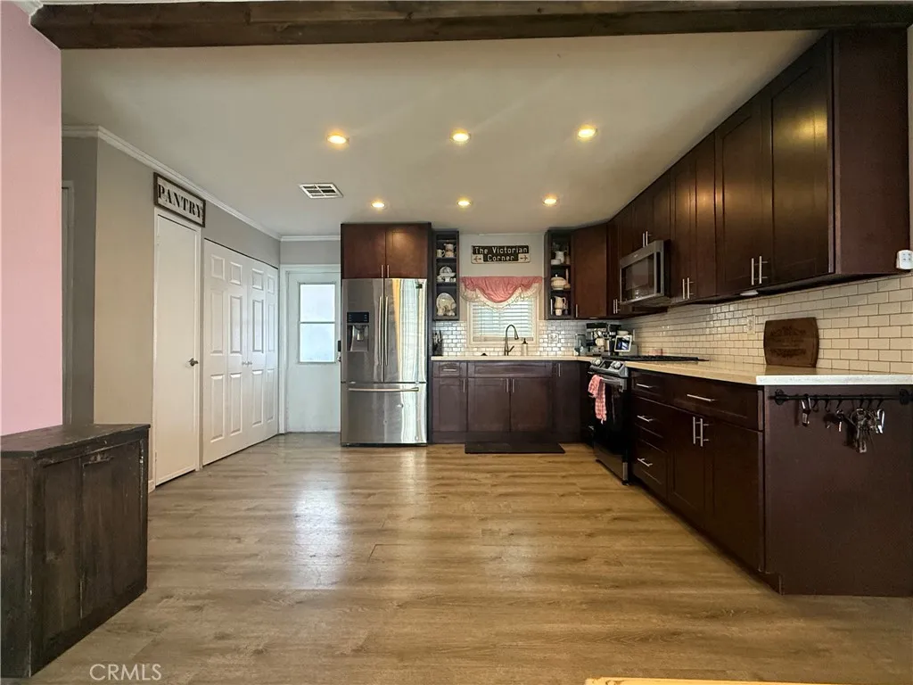 626 Dearborn, Unit 7 Redlands, CA 92373 - Photo 6 of 12