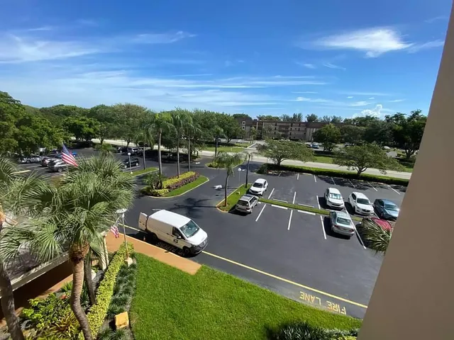 $2,495 | 6461 Northwest 2nd Avenue, Unit 409, Boca Raton, FL 33487