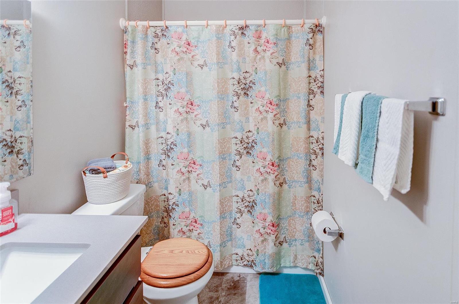 4023 Maryville Road Granite City, IL 62040 - Photo 17 of 25 Gallery Image 17
