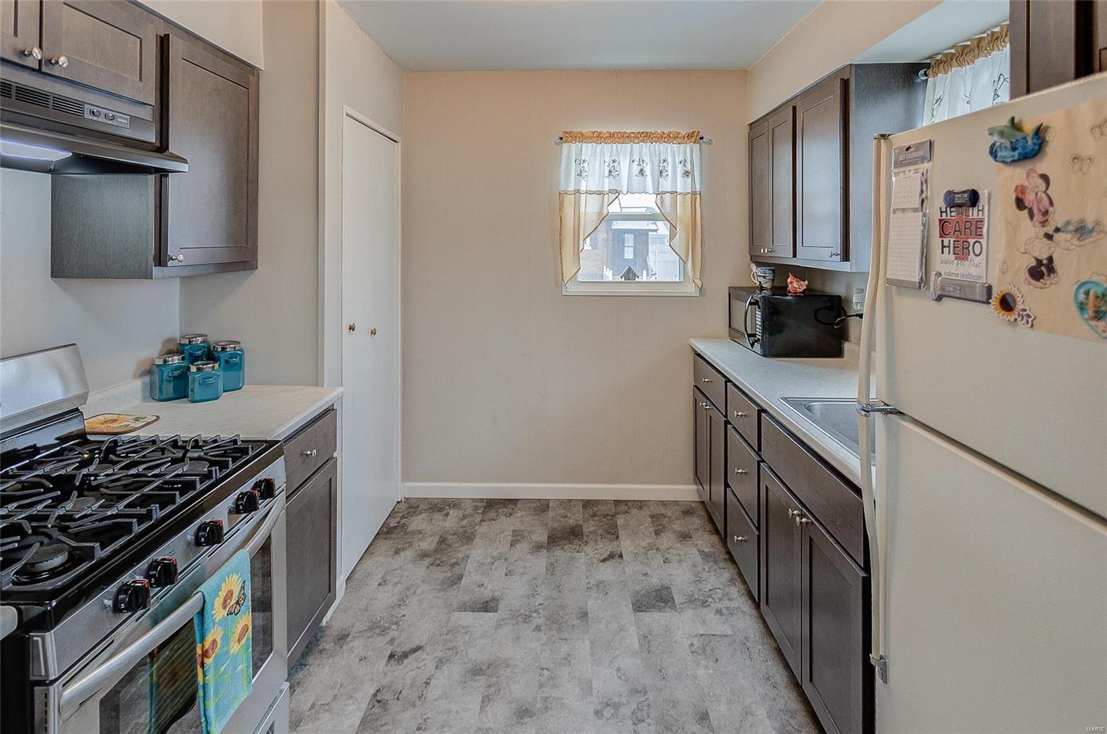 4023 Maryville Road Granite City, IL 62040 - Photo 9 of 25 Gallery Image 9