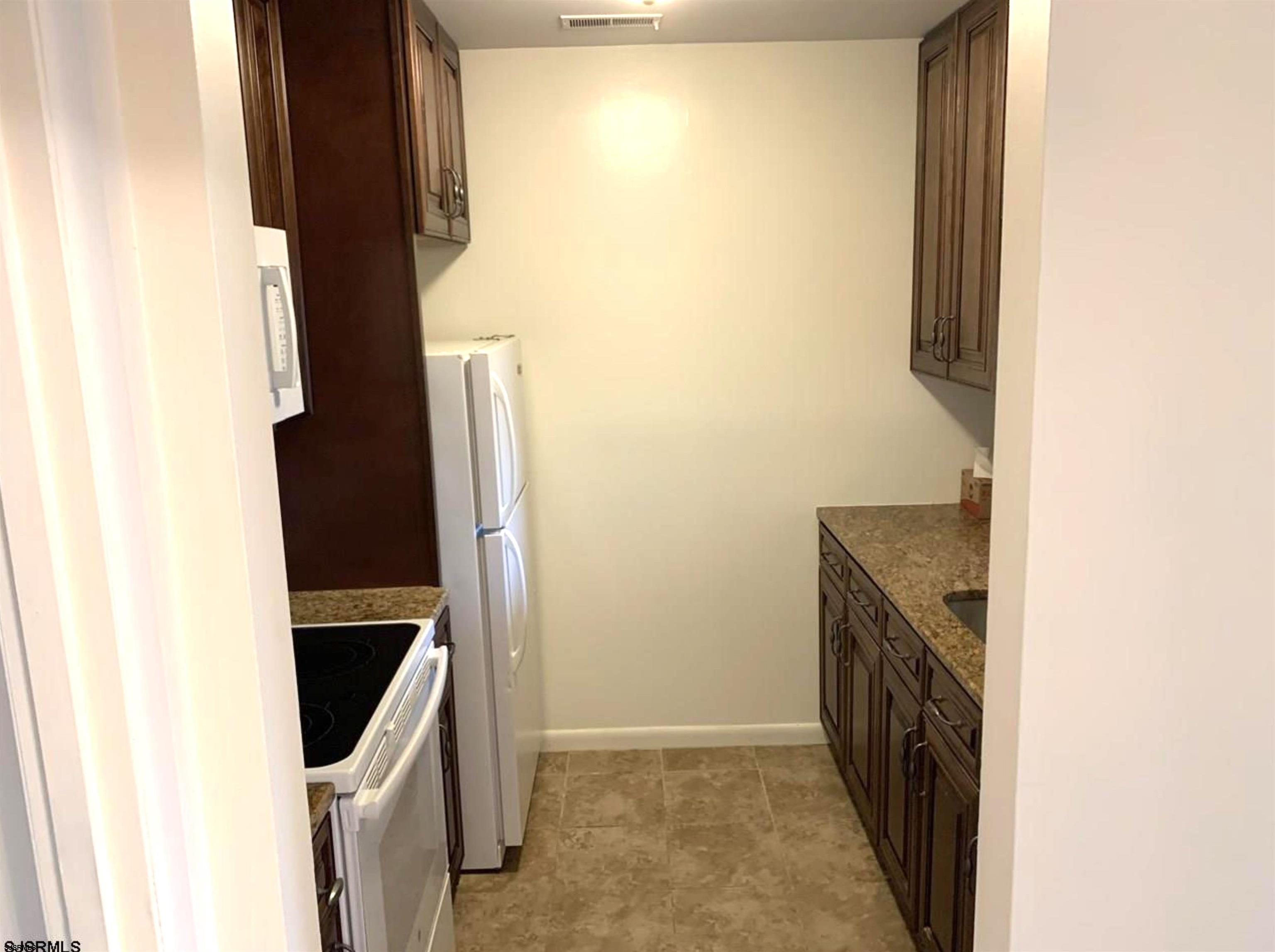 310 Noahs Road, Unit 310 Pleasantville, NJ 08232 - Photo 9 of 11 Gallery Image 9