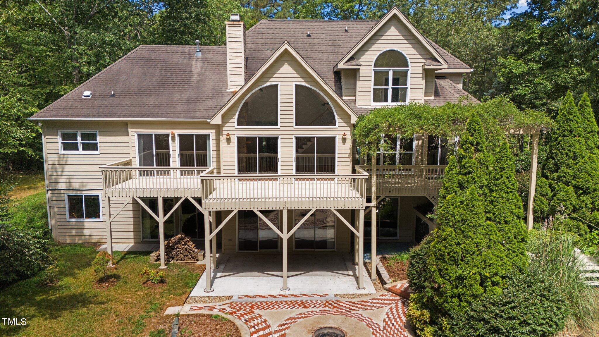 5912 Orchid Valley Road Raleigh, NC 27613 - Photo 19 of 62 3-web-or-mls-DJI_20240701231310_0027_D