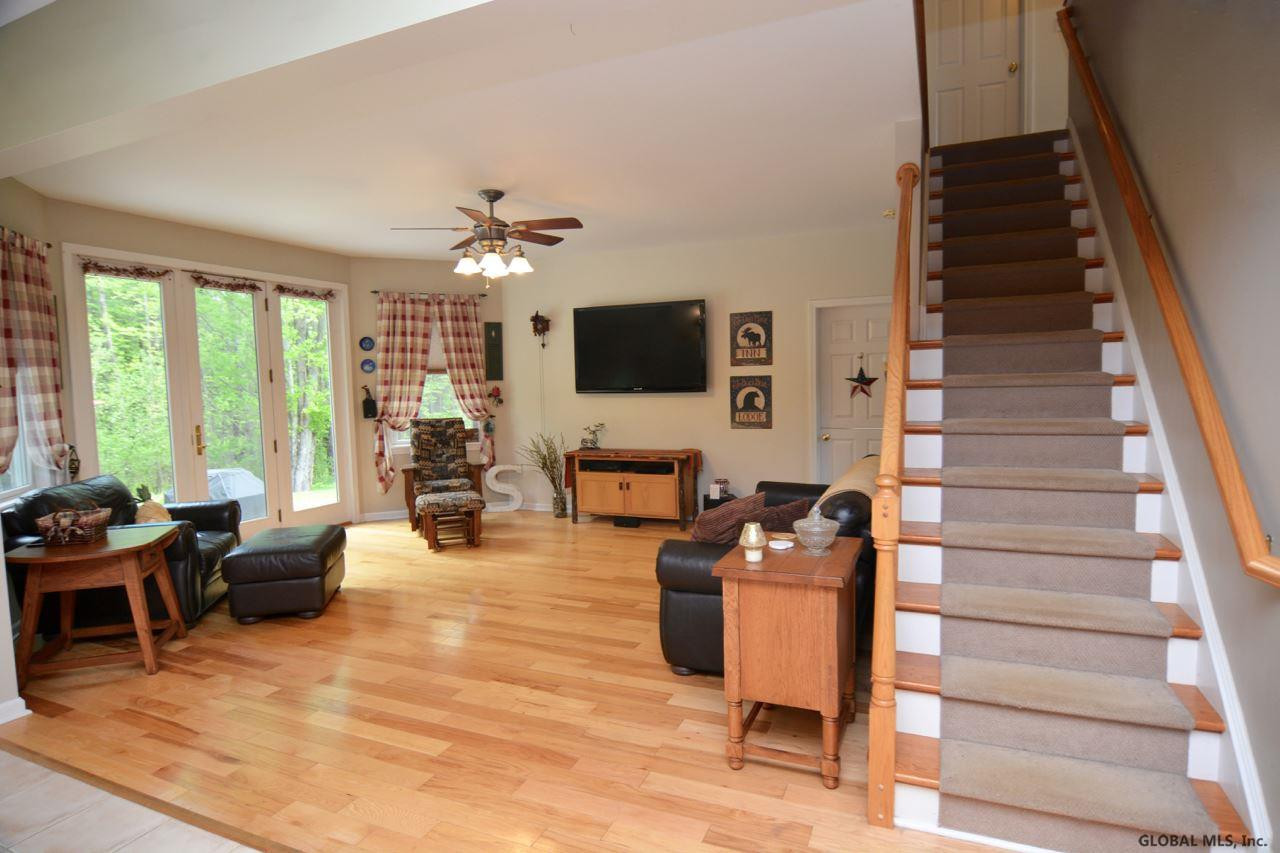 9 Staulters Farm Road Ballston, NY 12020 - Photo 9 of 42 Photo 9