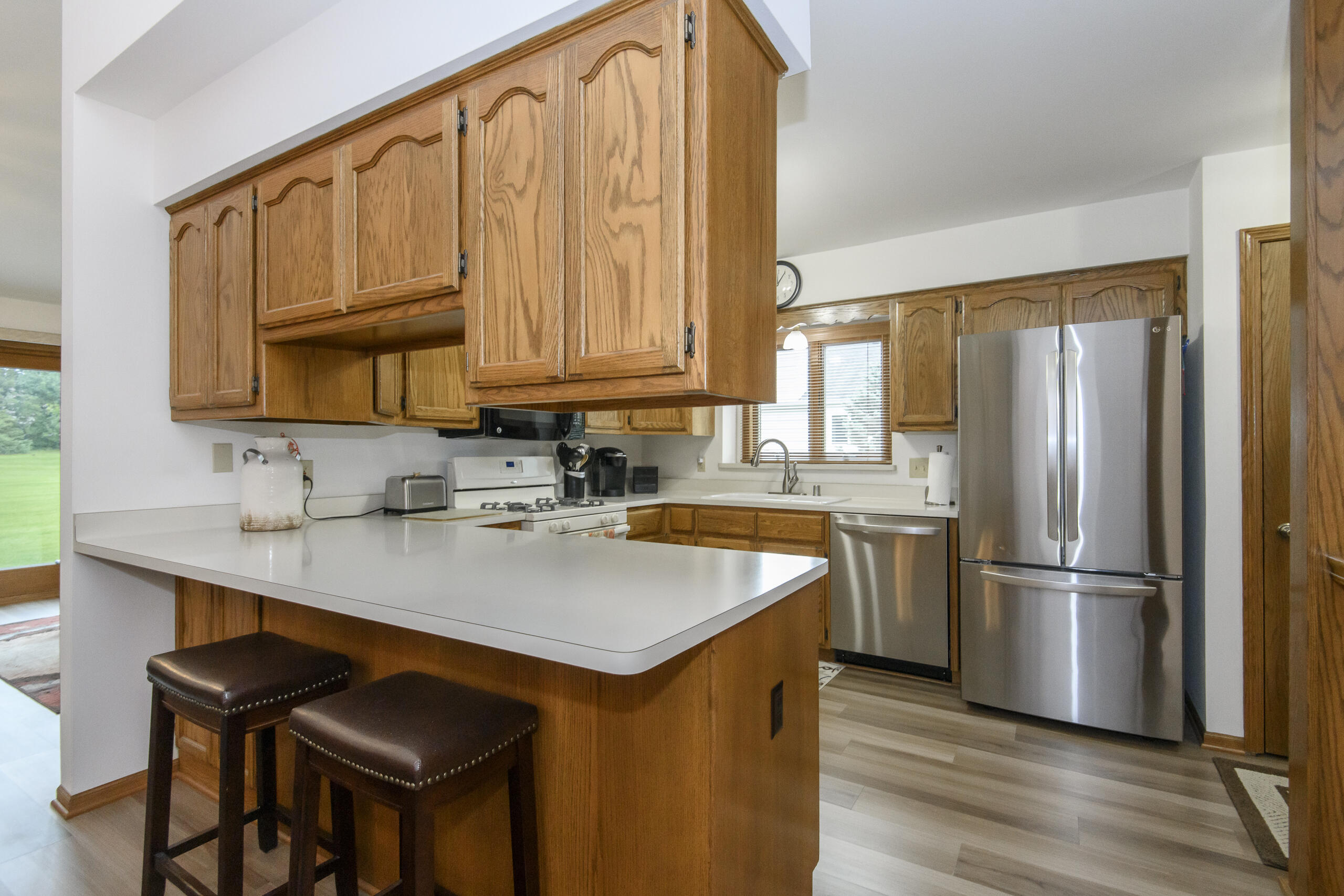 W178N9858 Riversbend Circle East, Unit D95 Germantown, WI 53022 - Photo 4 of 27 Stainless Steel Refrigerator and D/W