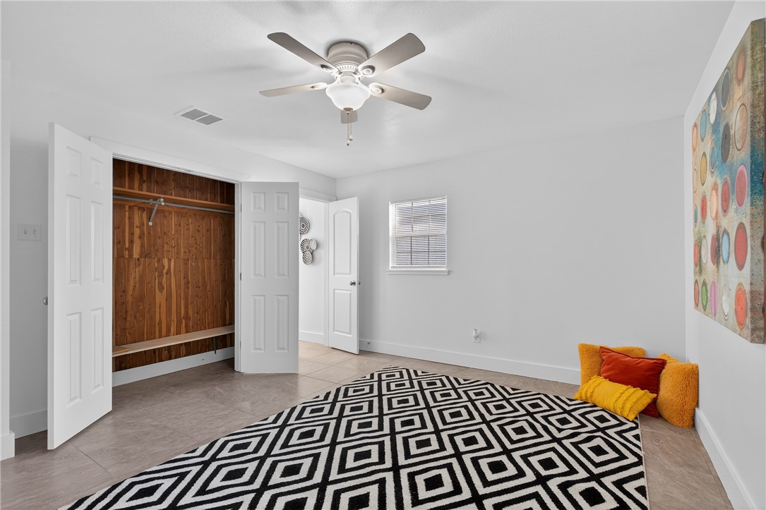 13325 Hearn Road Corpus Christi, TX 78410 - Photo 17 of 29