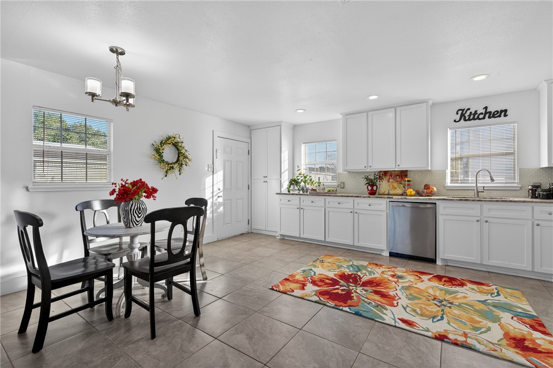 13325 Hearn Road Corpus Christi, TX 78410 - Photo 7 of 29