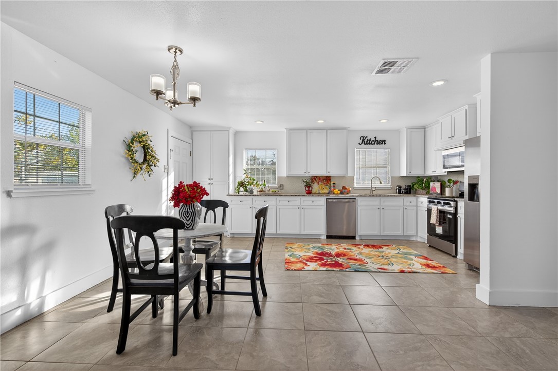 13325 Hearn Road Corpus Christi, TX 78410 - Photo 8 of 29