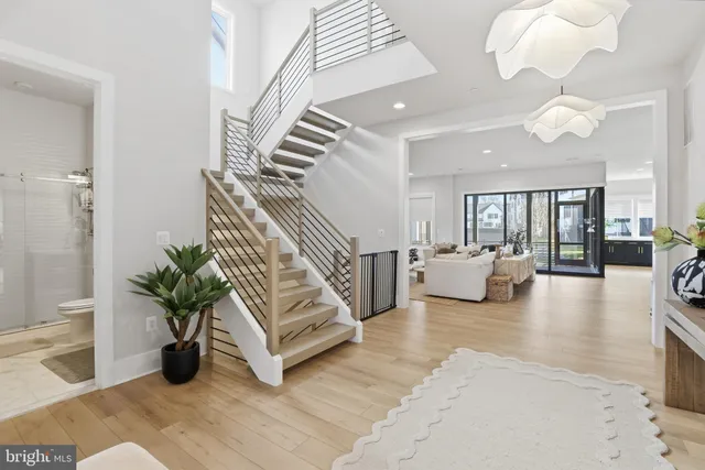 $14,000 | 9725 Lantana Way, Bethesda, MD 20817