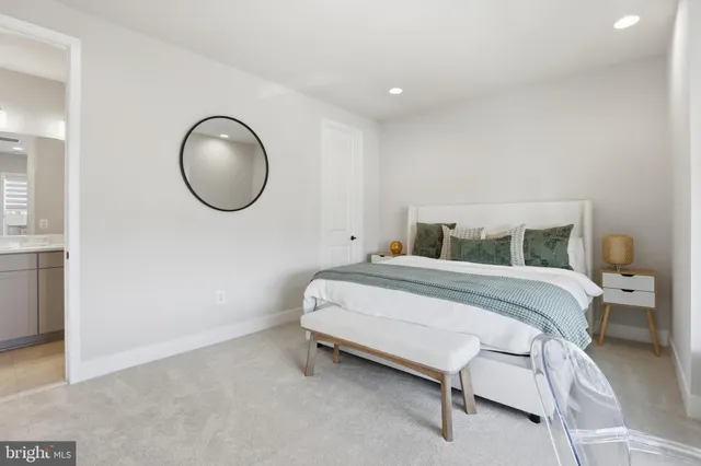 $14,000 | 9725 Lantana Way, Bethesda, MD 20817