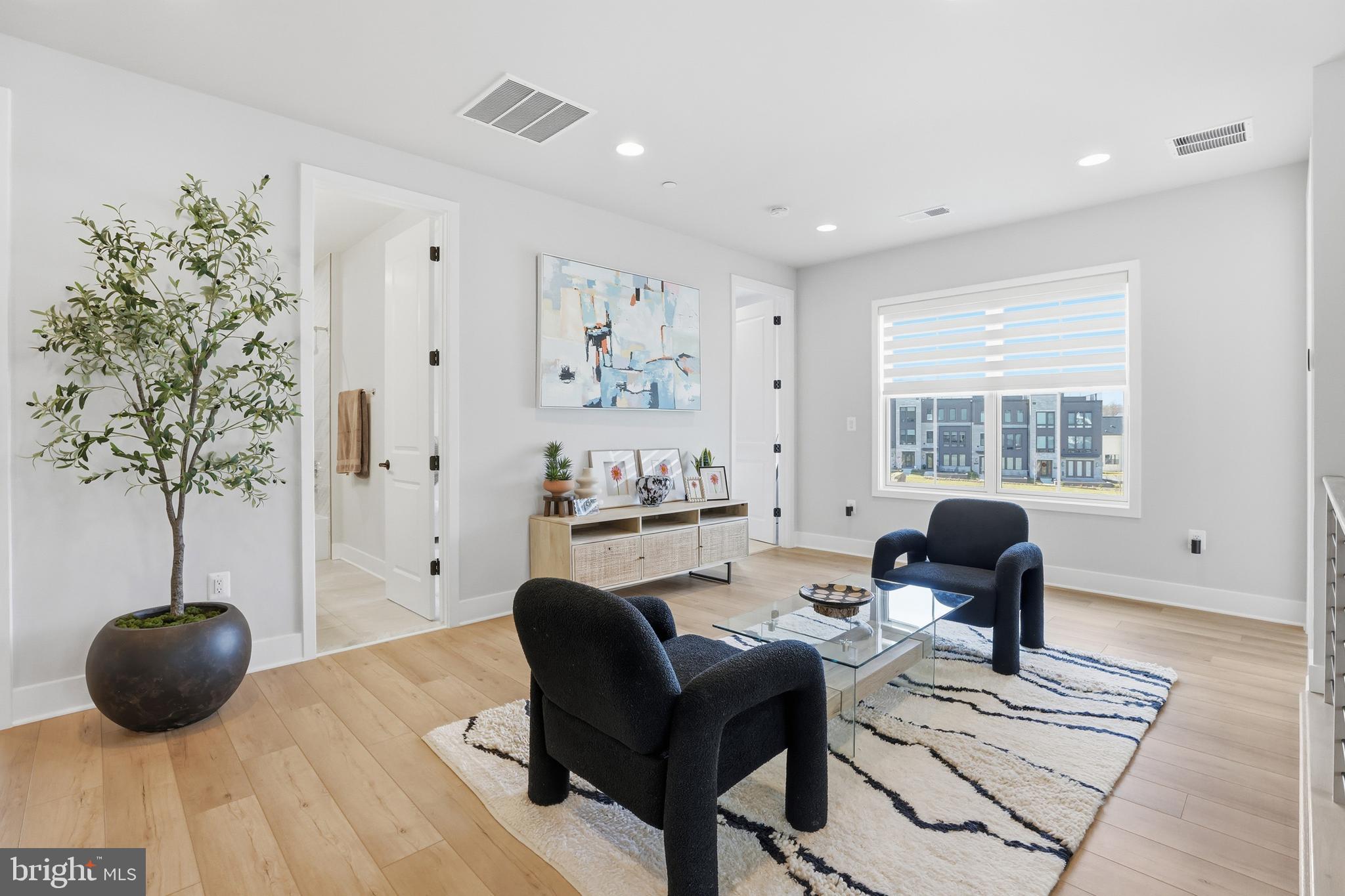 9725 Lantana Way Bethesda, MD 20817 - Photo 34 of 58 Upper Level Family Room