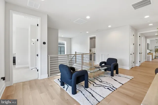 $14,000 | 9725 Lantana Way, Bethesda, MD 20817