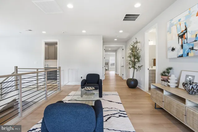 $14,000 | 9725 Lantana Way, Bethesda, MD 20817