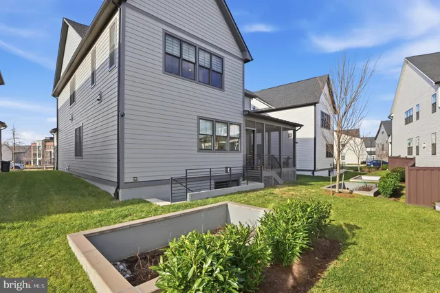 $14,000 | 9725 Lantana Way, Bethesda, MD 20817