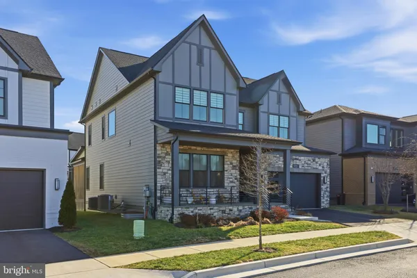 $11,000 | 9725 Lantana Way, Bethesda, MD 20817