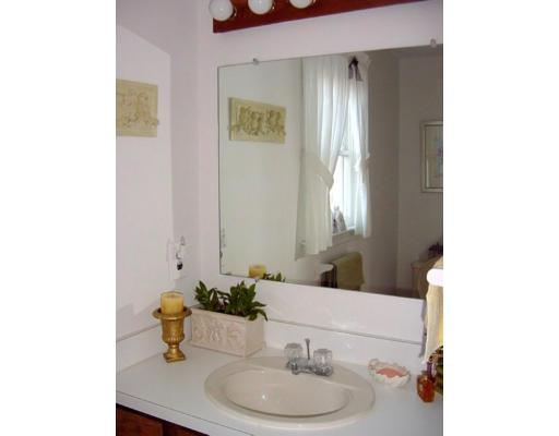 11 Hanson Road Charlton, MA 01507 - Photo 15 of 19