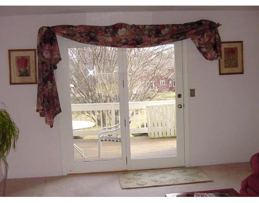 11 Hanson Road Charlton, MA 01507 - Photo 8 of 19