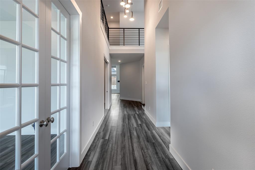 8003 Splitbeard Road Frisco, TX 75035 - Photo 7 of 40 a view of gallery