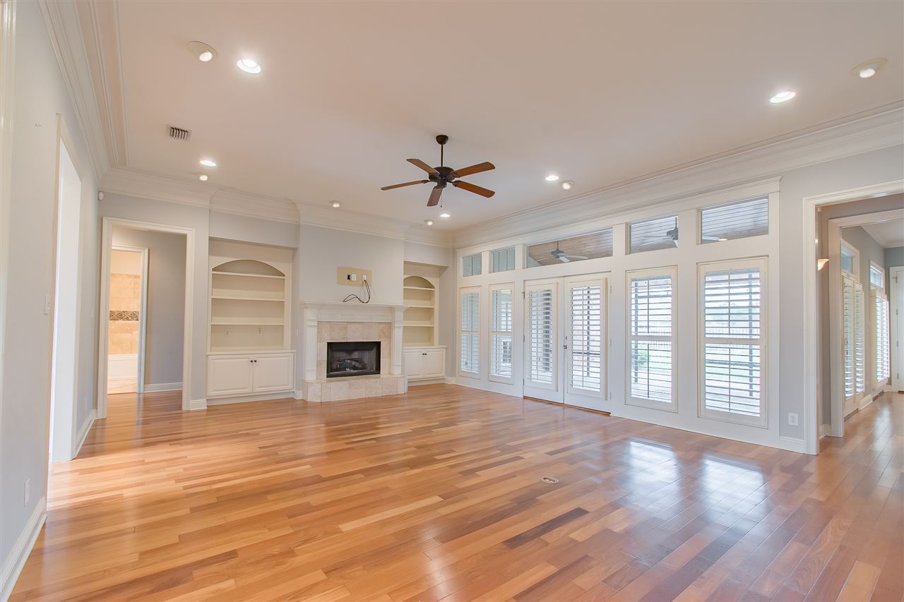 808 Aidan Street Fairhope, AL 36532 - Photo 13 of 48 Living Room