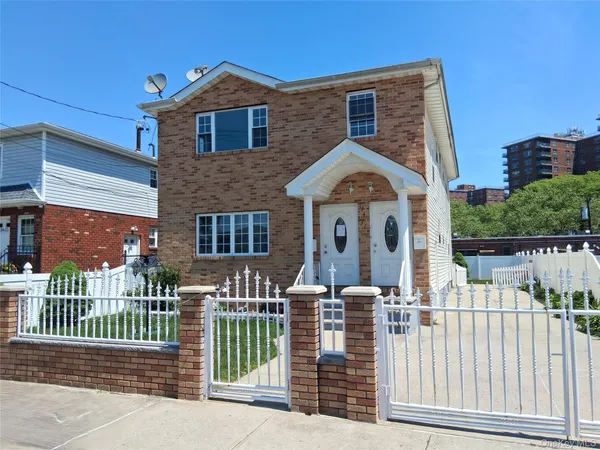 $1,099,900 | 134-31 161st Street | Rochdale