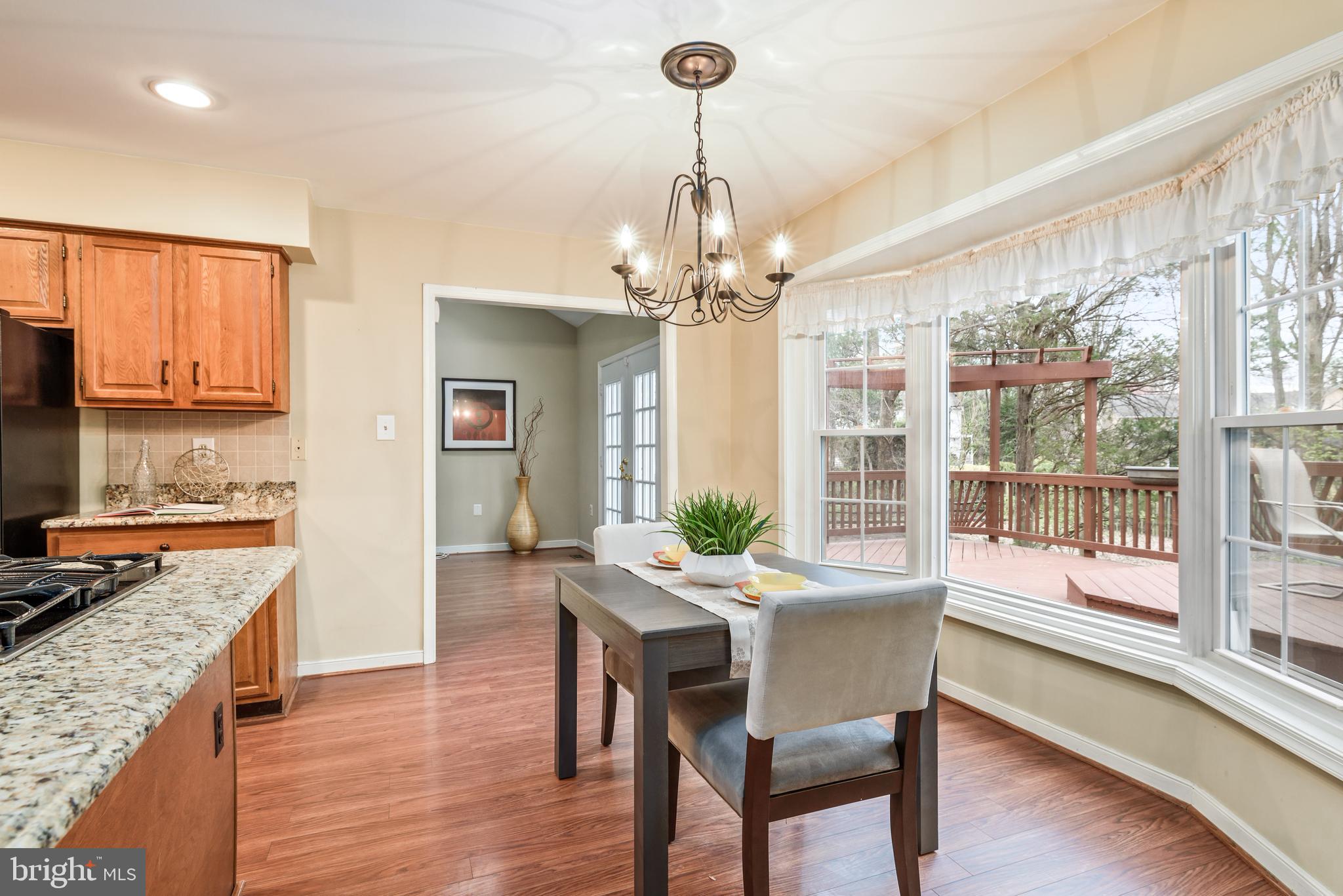 10405 Dunn Meadow Road Vienna, VA 22182 - Photo 12 of 38 Breakfast area with great view of private backyard