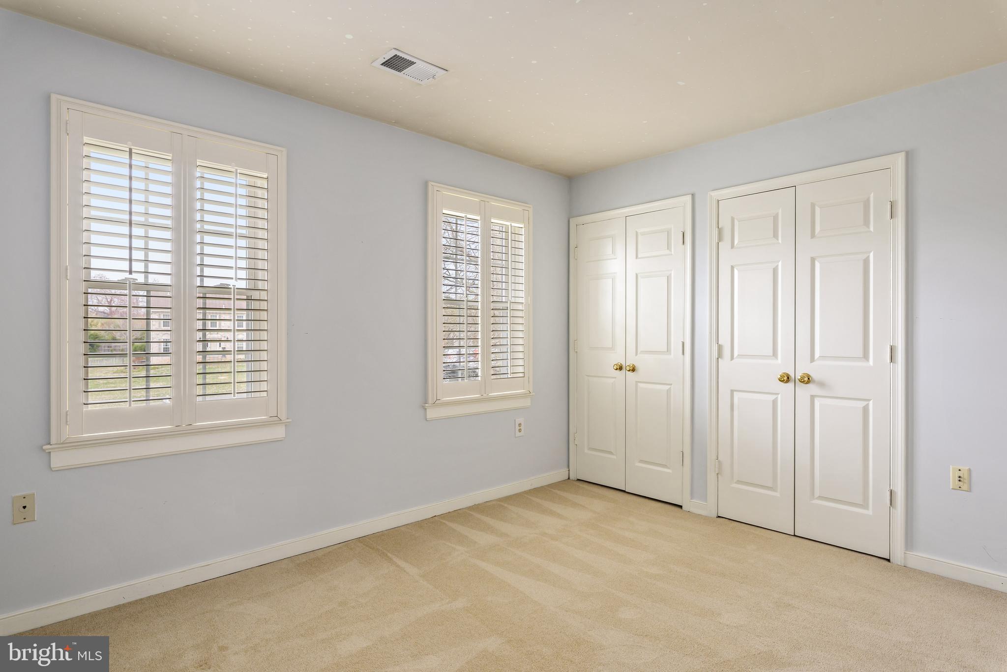 10405 Dunn Meadow Road Vienna, VA 22182 - Photo 21 of 38 First Bedroom