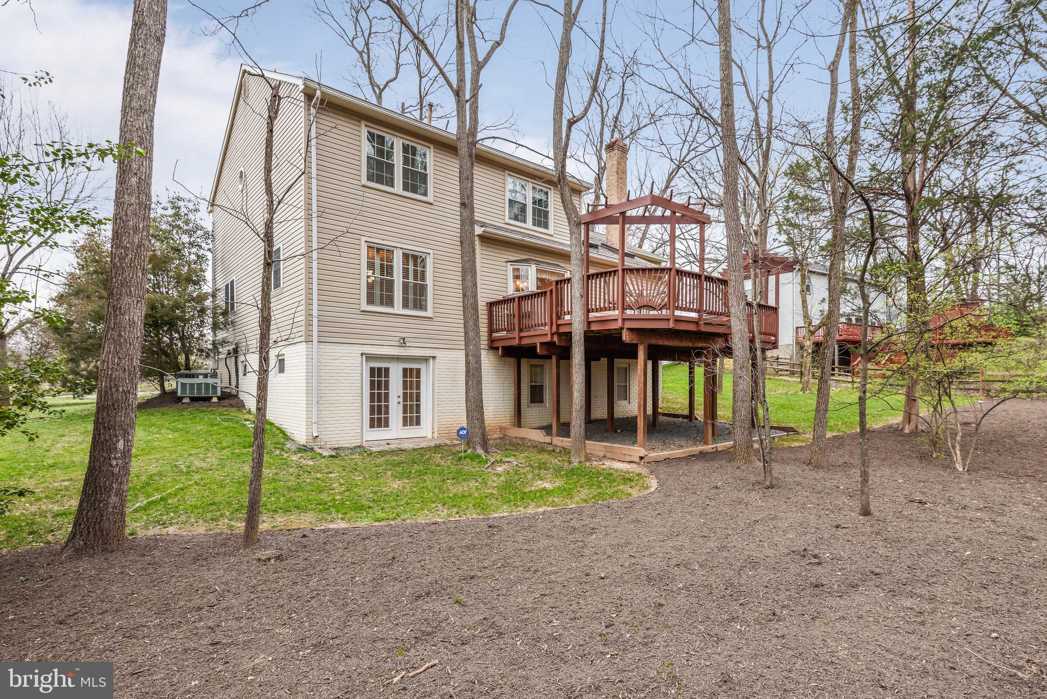 10405 Dunn Meadow Road Vienna, VA 22182 - Photo 38 of 38 Rear Exterior
